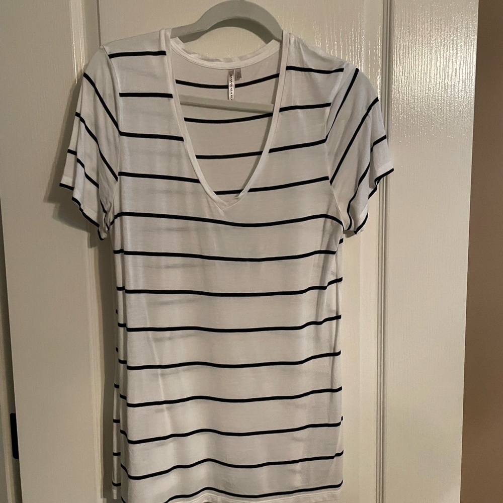 Banana Republic V-Neck